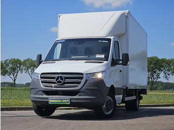 Closed box van MERCEDES-BENZ Sprinter 516