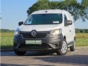 Closed box van RENAULT Express