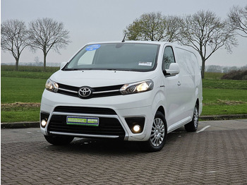Small van TOYOTA