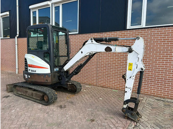 Mini excavator Bobcat E26: picture 3