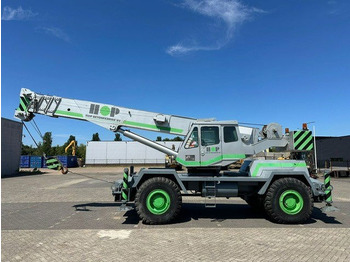 Rough terrain crane FAUN