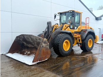 Wheel loader Volvo L120H - 3rd Function / Quick Coupler: picture 2 Wheel loader Volvo L120H - 3rd Function / Quick Coupler: picture 2