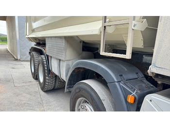 Tipper MAN TGS 35.480 8x4 schmitz dumper tipper: picture 4