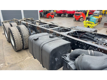 Cab chassis truck Mercedes-Benz Actros 3331 B 6x4 chassis - big axle: picture 3 Cab chassis truck Mercedes-Benz Actros 3331 B 6x4 chassis - big axle: picture 3