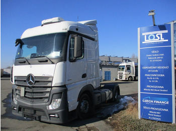 Tractor truck MERCEDES-BENZ Actros 1845