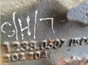 Front axle Claas Scorpion 732, 736, 741 Front Axle Housing Lhs Rhs 12380507, 0019215710: picture 3