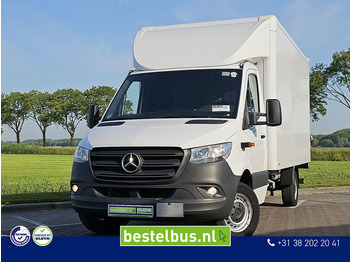 Closed box van MERCEDES-BENZ Sprinter 317