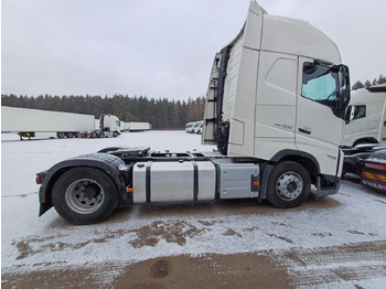 Tractor truck VOLVO FH 500