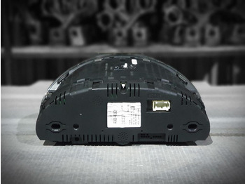 Dashboard for Truck MERCEDES SPRINTER 906: picture 3