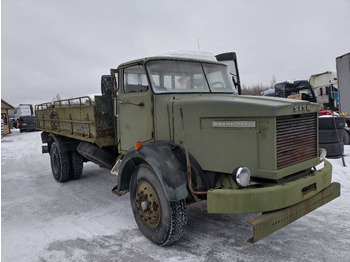 Dropside/ Flatbed truck SISU
