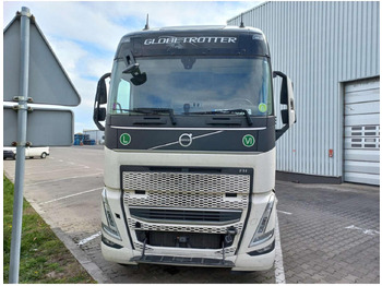 Tractor truck VOLVO FH 500
