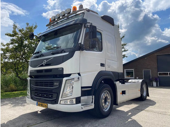 Tractor truck VOLVO FM 460