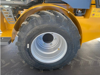 Compact loader Radlader/Hoflader BK810 inkl. Tieflader und Winterpaket *INKL.19% MWST*BERGER KRAUS* KUBOTA*EURO*CE*: picture 4 Compact loader Radlader/Hoflader BK810 inkl. Tieflader und Winterpaket *INKL.19% MWST*BERGER KRAUS* KUBOTA*EURO*CE*: picture 4