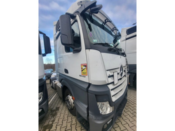 Tractor truck MERCEDES-BENZ Actros 1845