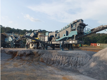 Mobile crusher CONSTMACH
