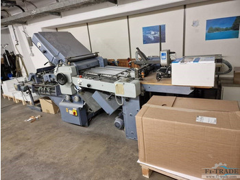 Folding machine