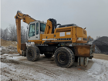 Waste/ Industry handler LIEBHERR A 932 Litronic: picture 4