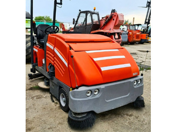 Industrial sweeper