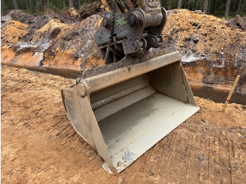 Crawler excavator KOMATSU PC210LC-11: picture 5