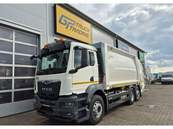 Garbage truck MAN TGS