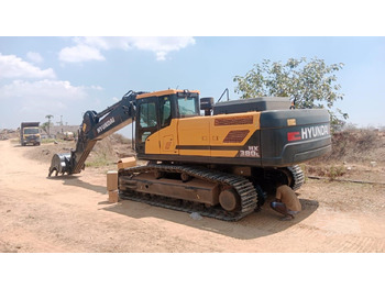 Crawler excavator HYUNDAI