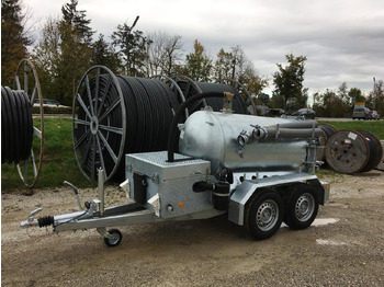 Directional boring machine