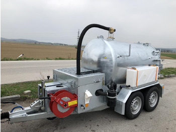 Vacuum truck