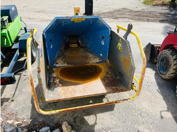 Wood chipper ISEKI Broyeur de branche: picture 5 Wood chipper ISEKI Broyeur de branche: picture 5