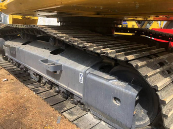 Crawler excavator Komatsu PC 220-8: picture 4
