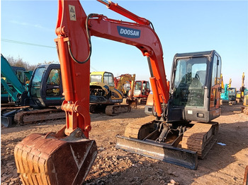 Mini excavator Doosan DH60-7: picture 5