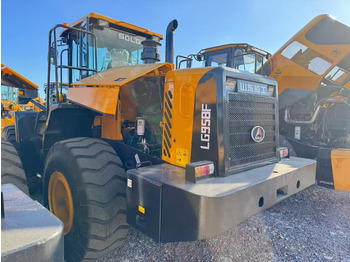 Wheel loader SDLG LG958F: picture 3 Wheel loader SDLG LG958F: picture 3