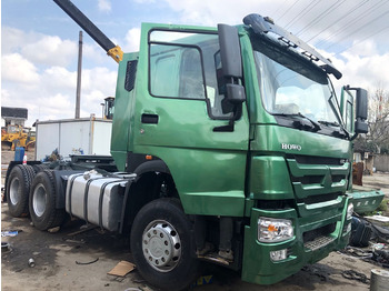 Tractor truck SINOTRUK HOWO