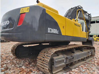 Crawler excavator VOLVO EC360: picture 4