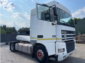 Tractor truck DAF XF 95 430
