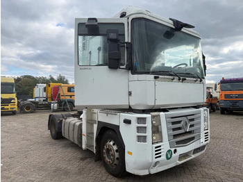 Tractor truck RENAULT Magnum 460