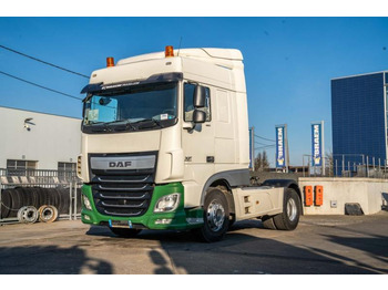 Tractor truck DAF XF 460