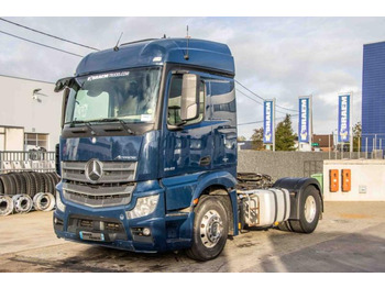 Tractor truck MERCEDES-BENZ Actros 1843