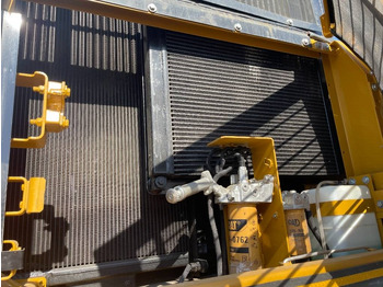 Crawler excavator CAT 330 D: picture 2