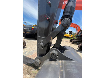 New Crawler excavator Volvo EC 140: picture 5