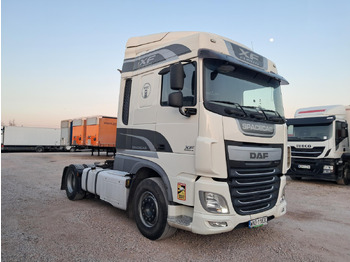 Tractor truck DAF XF 460