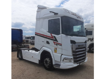 Tractor truck DAF XF 480