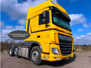 Tractor truck DAF XF 530