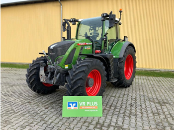 Farm tractor FENDT 724 Vario