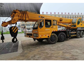 Mobile crane XCMG QY100K