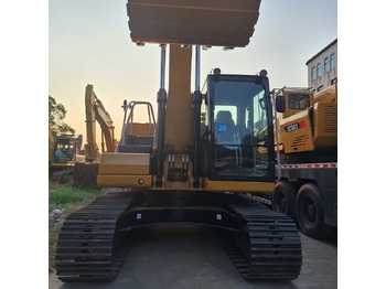Crawler excavator