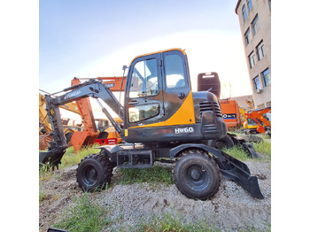 Wheel excavator Hyundai HW60  excavator: picture 3