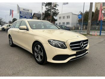 Car MERCEDES-BENZ