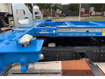 New Container transporter/ Swap body semi-trailer for transportation of containers Star Yagcilar Telescopic container carrier: picture 3