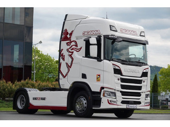 Tractor truck SCANIA R 450