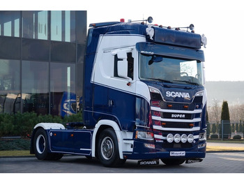 Tractor truck SCANIA S 580
